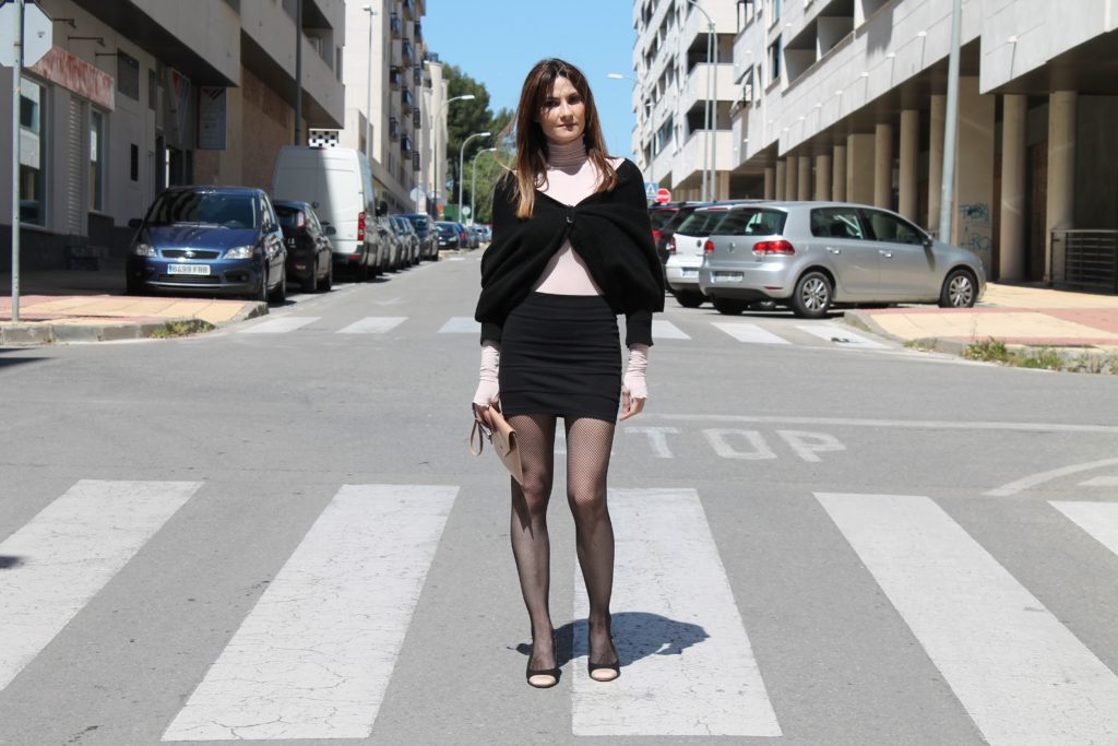 Pale Pink & Black Outfit