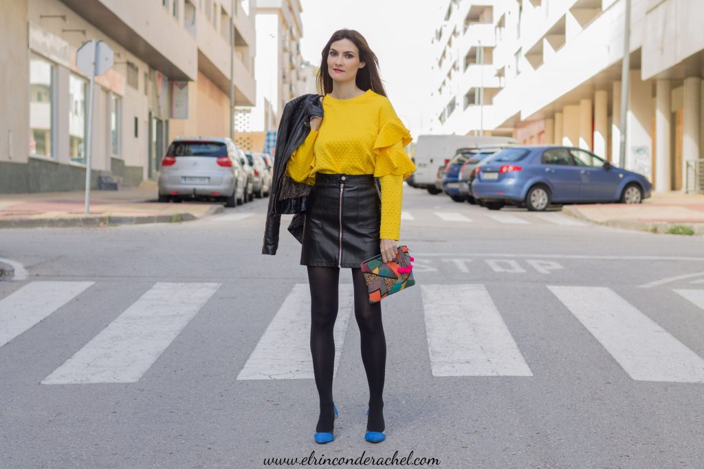 Distante familia real conveniencia Faux Leather Skirt Outfit - El Rincón de Rachel