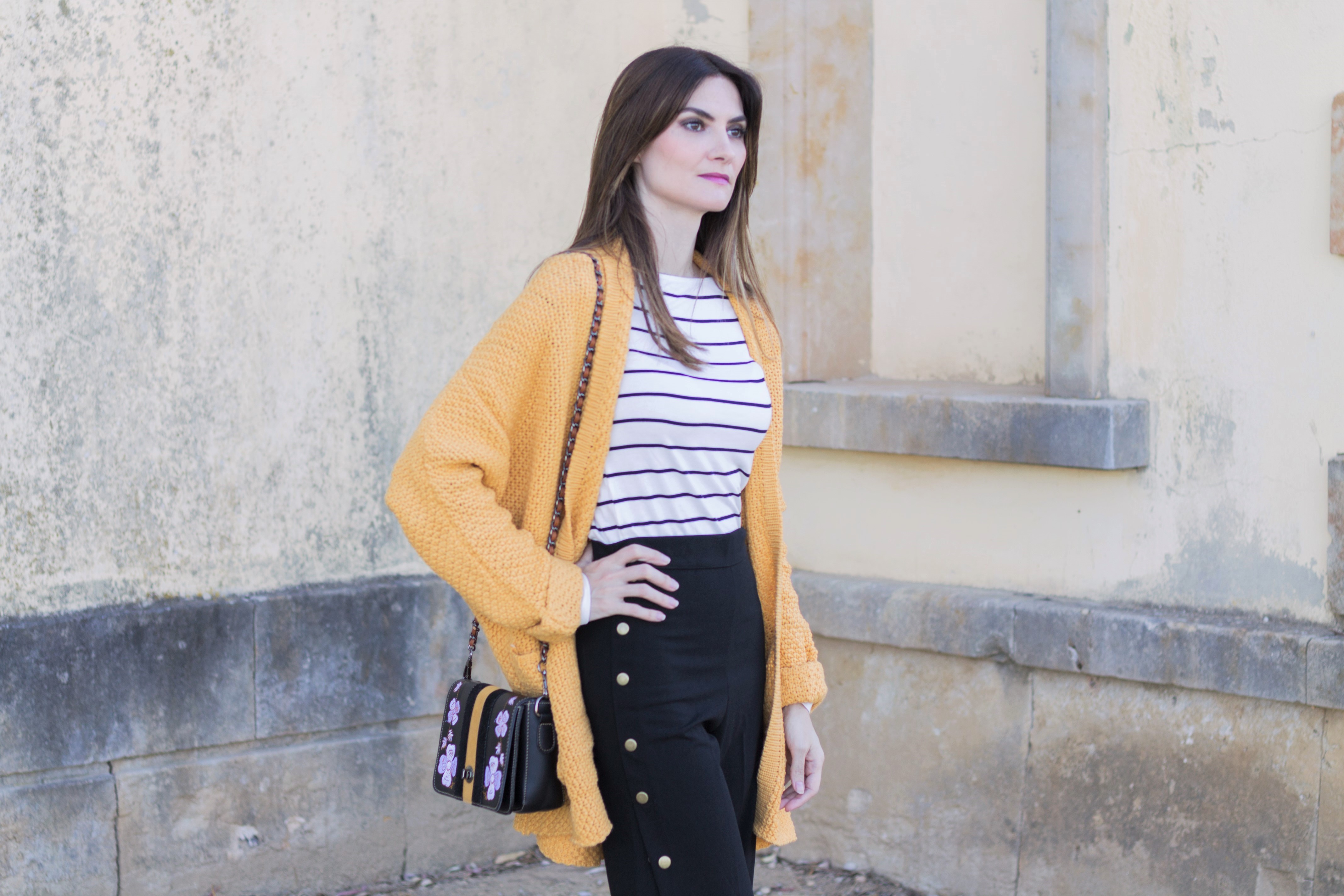 Button Side Pants \u0026 Mustard Cardigan Outfit - El Rincón de Rachel