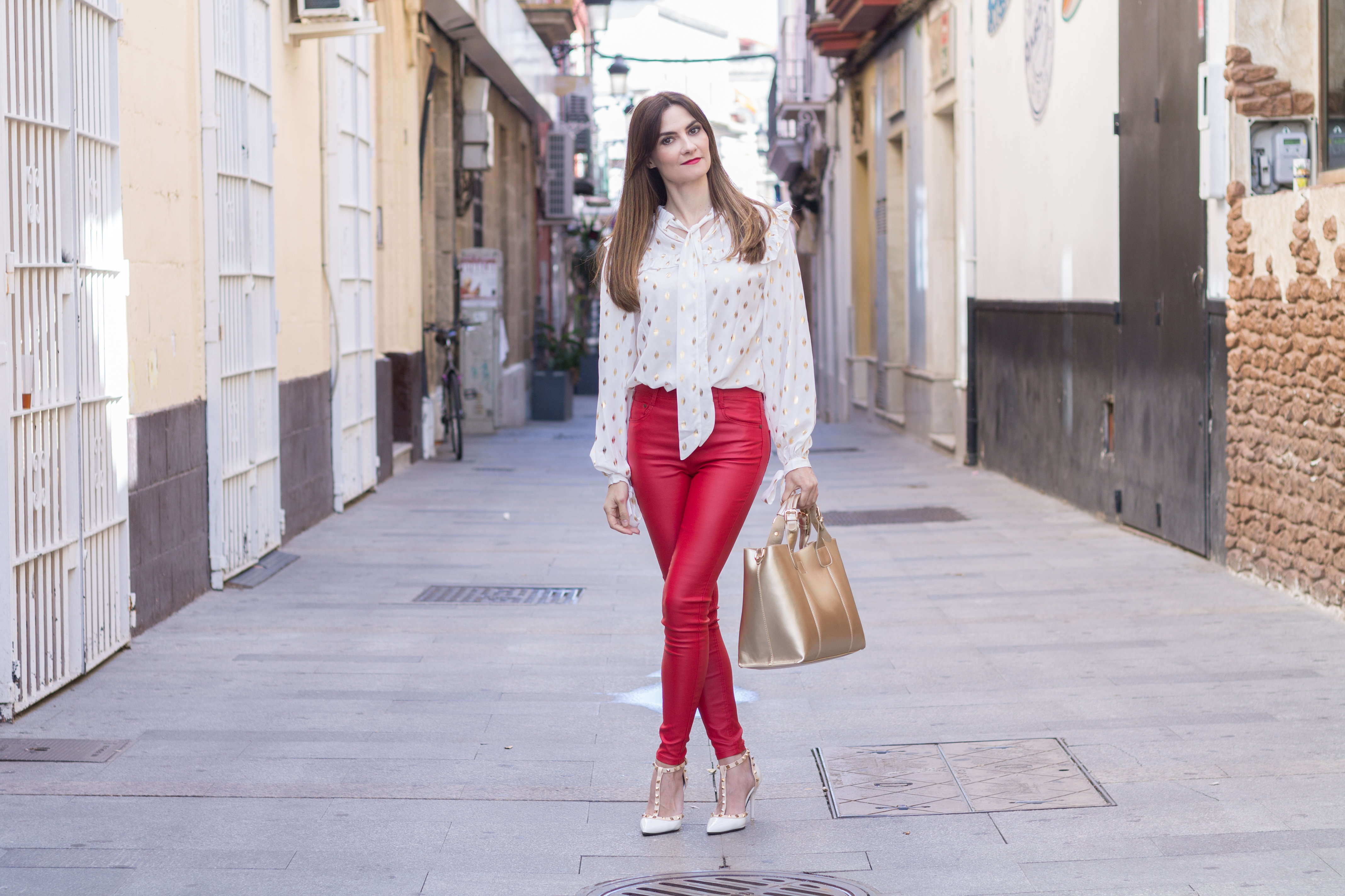 Cuarto síndrome Vagabundo Gold Polka Dot Print Blouse Outfit - El Rincón de Rachel