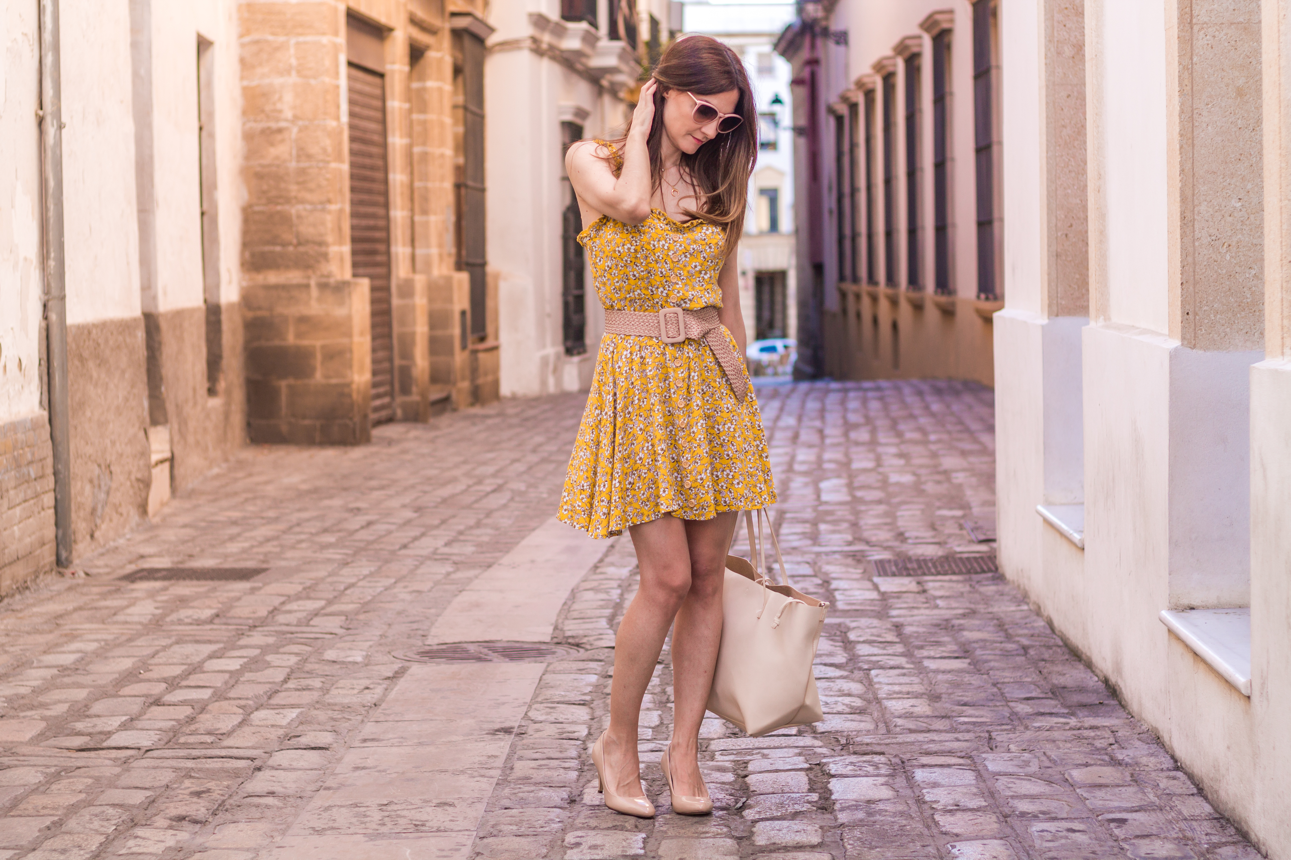 dušnost Obří Zanedbání vestido amarillo outfit eskalovat Zákazník otěže